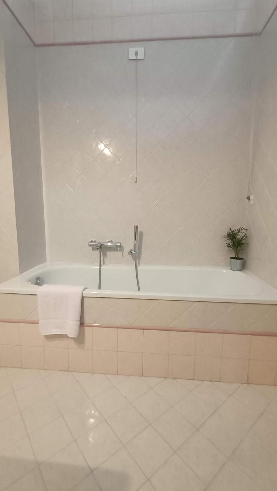 Loving My Rooms 2 - Delizioso Appartamento In Centro غوريزيا المظهر الخارجي الصورة
